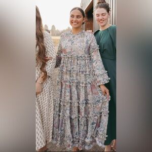 Dainty Jewells Pastel Floral Long Sleeve Dress
Wore only twice